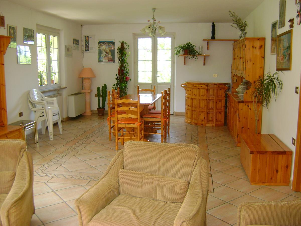 B&B La Mimosa Spello Luaran gambar